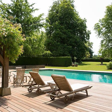 Chateau De Beneauville Bed & Breakfast Petiville  Dış mekan fotoğraf