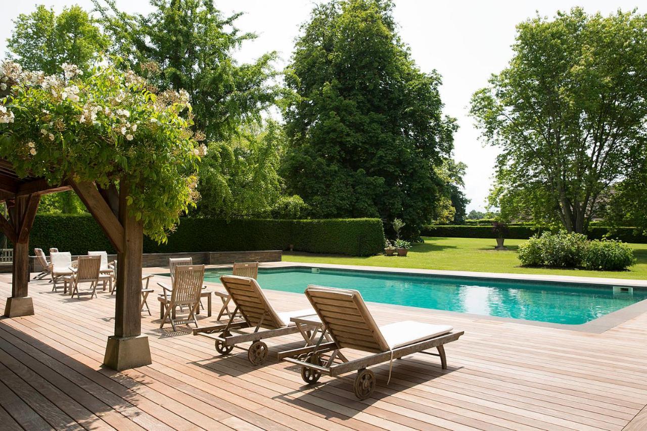 Chateau De Beneauville Bed & Breakfast Petiville  Dış mekan fotoğraf
